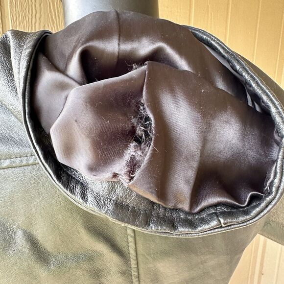 Croft‎ And Barrow Leather Jacket Womens Size Medium Black Button Up Lined Hooded - Picture 6 of 10